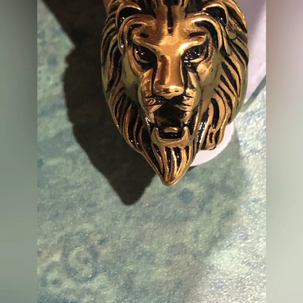 Lion head men’s brass look ring size‎ 10 brand new